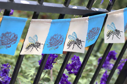 Garden Flags Garland